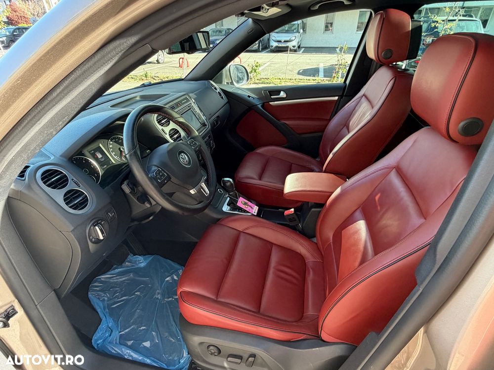 Volkswagen Tiguan 2.0 TDI 4Motion DSG BMT Sport & Style - 11