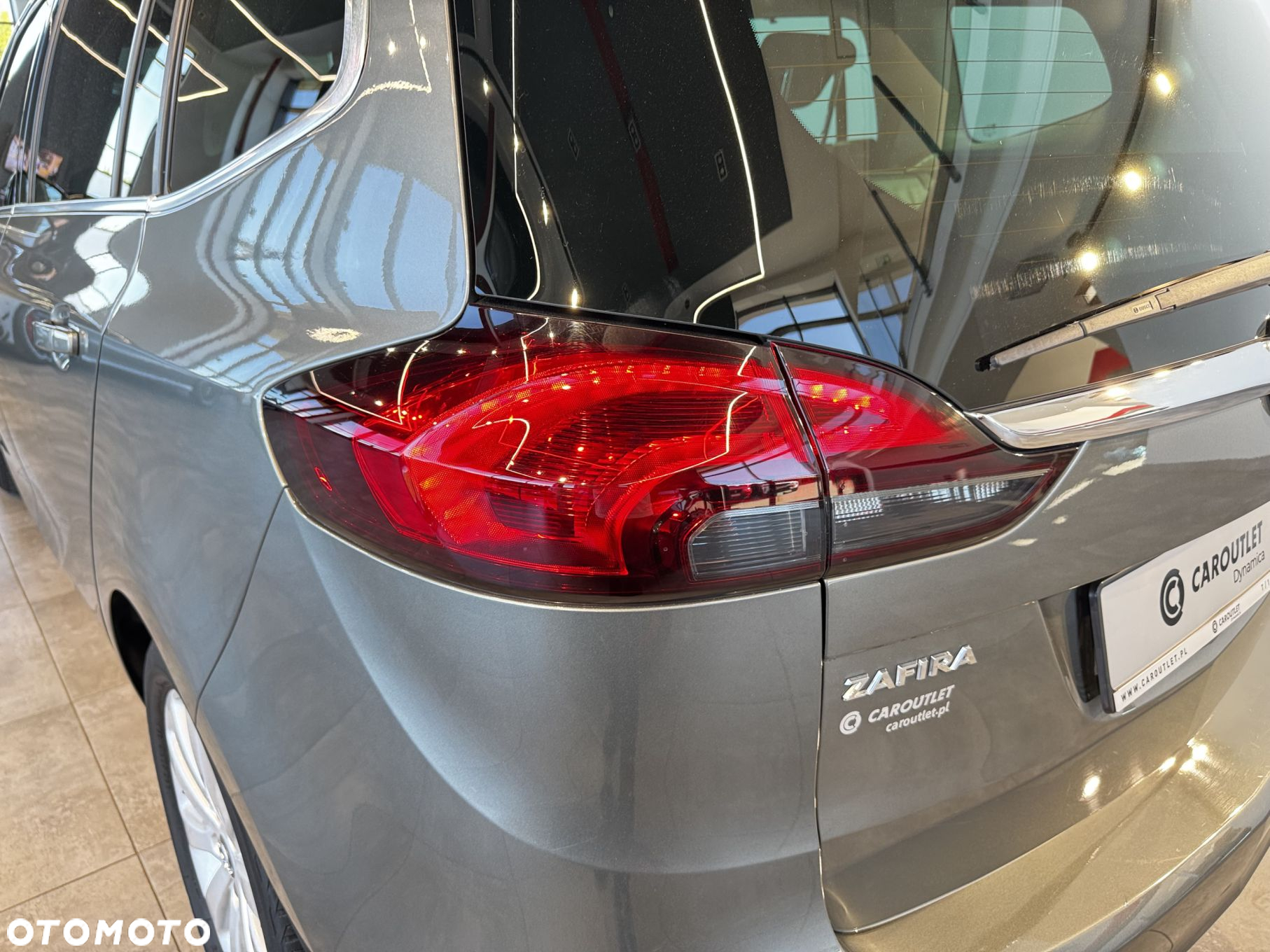 Opel Zafira - 12