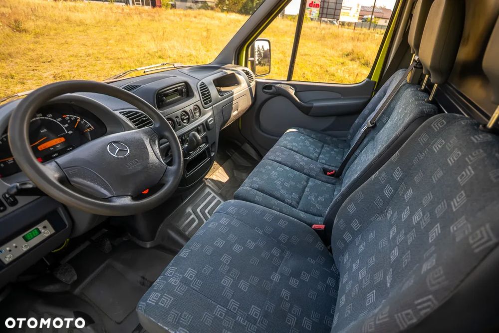 Mercedes-Benz 311 CDI - 17