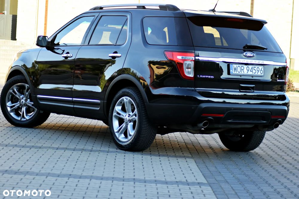 Ford Explorer - 22