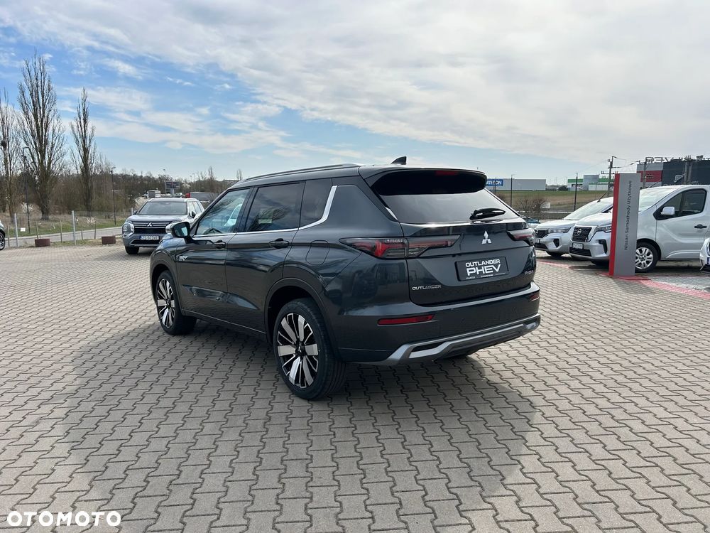 Mitsubishi Outlander Instyle - 3