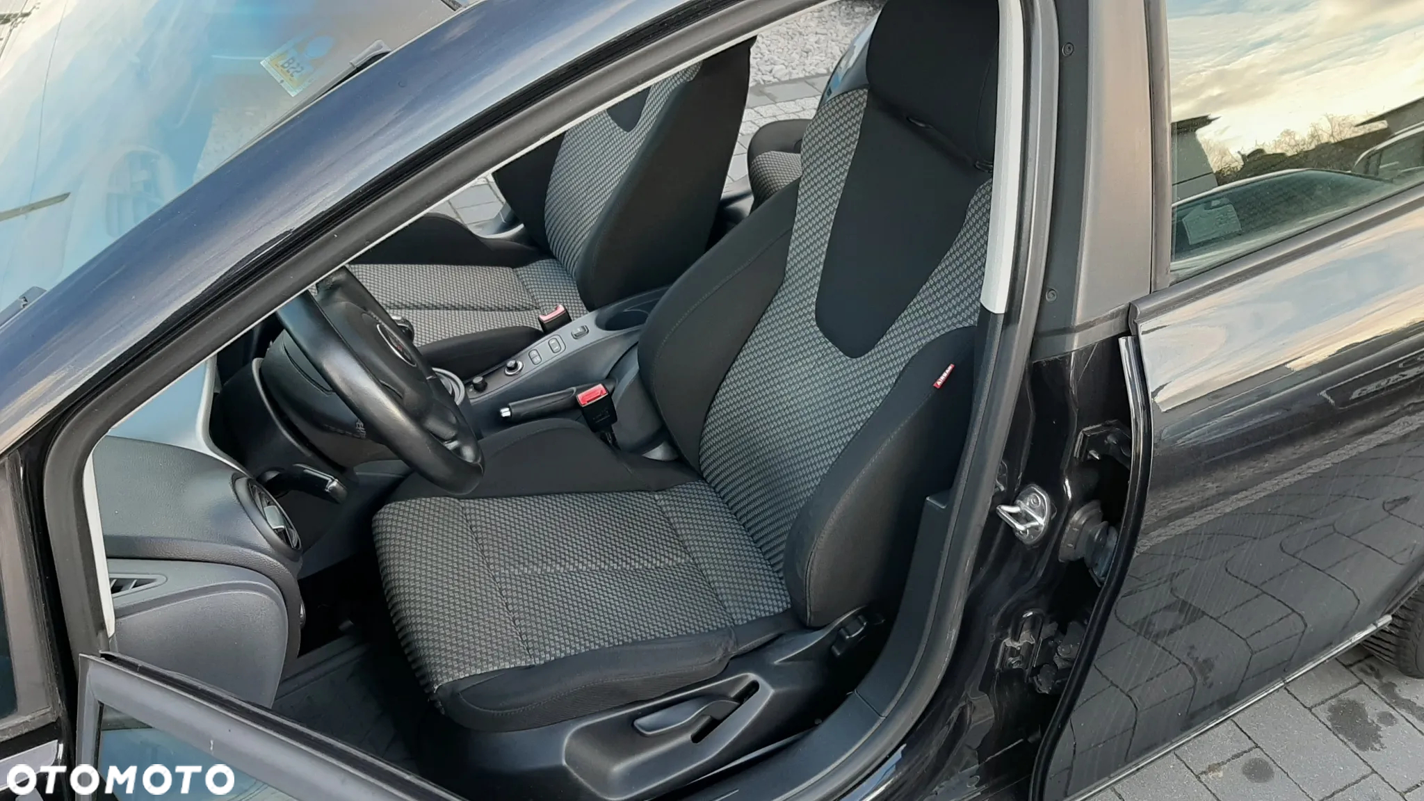 Seat Leon 1.6 Audience - 17