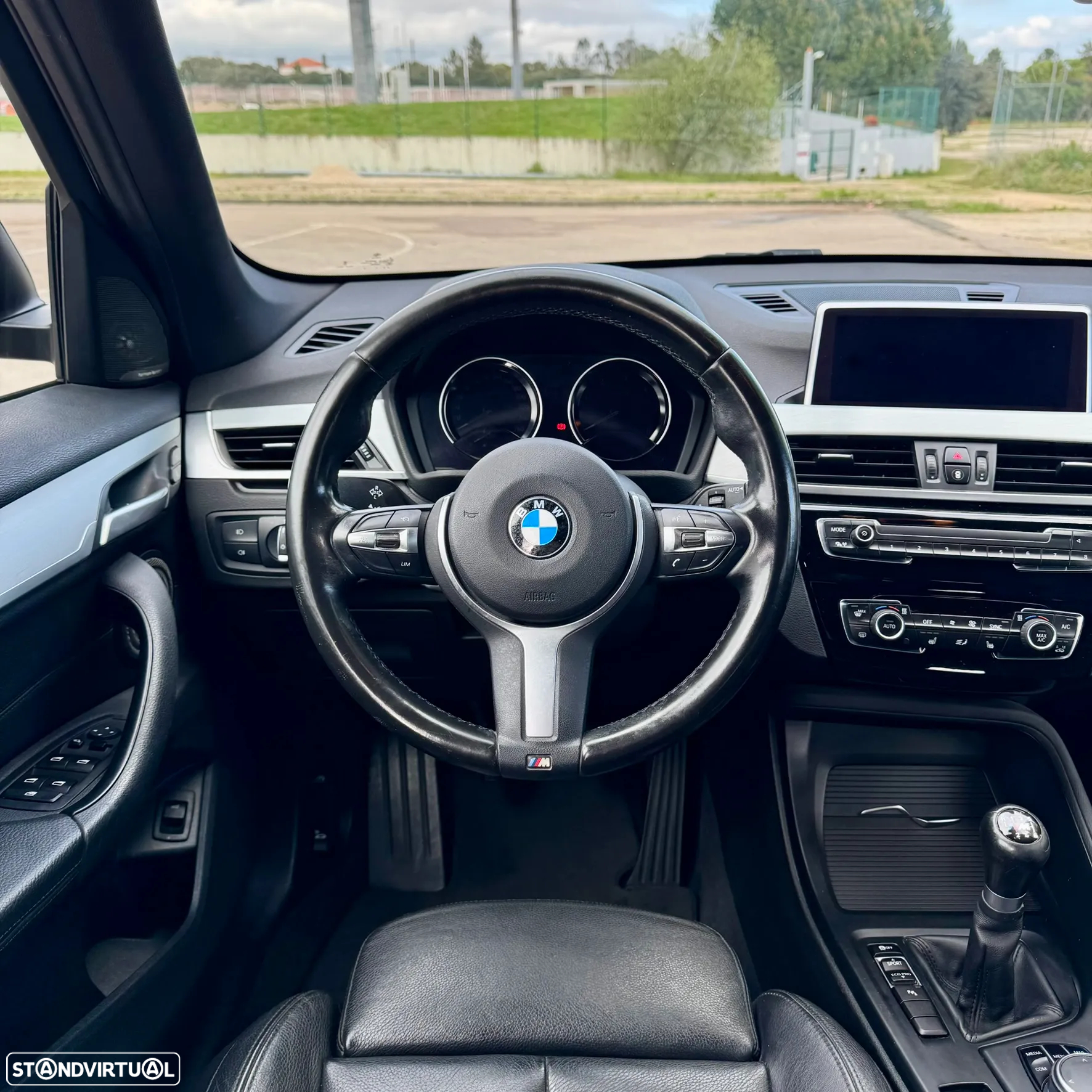 BMW X1 18 d sDrive Line Sport - 13