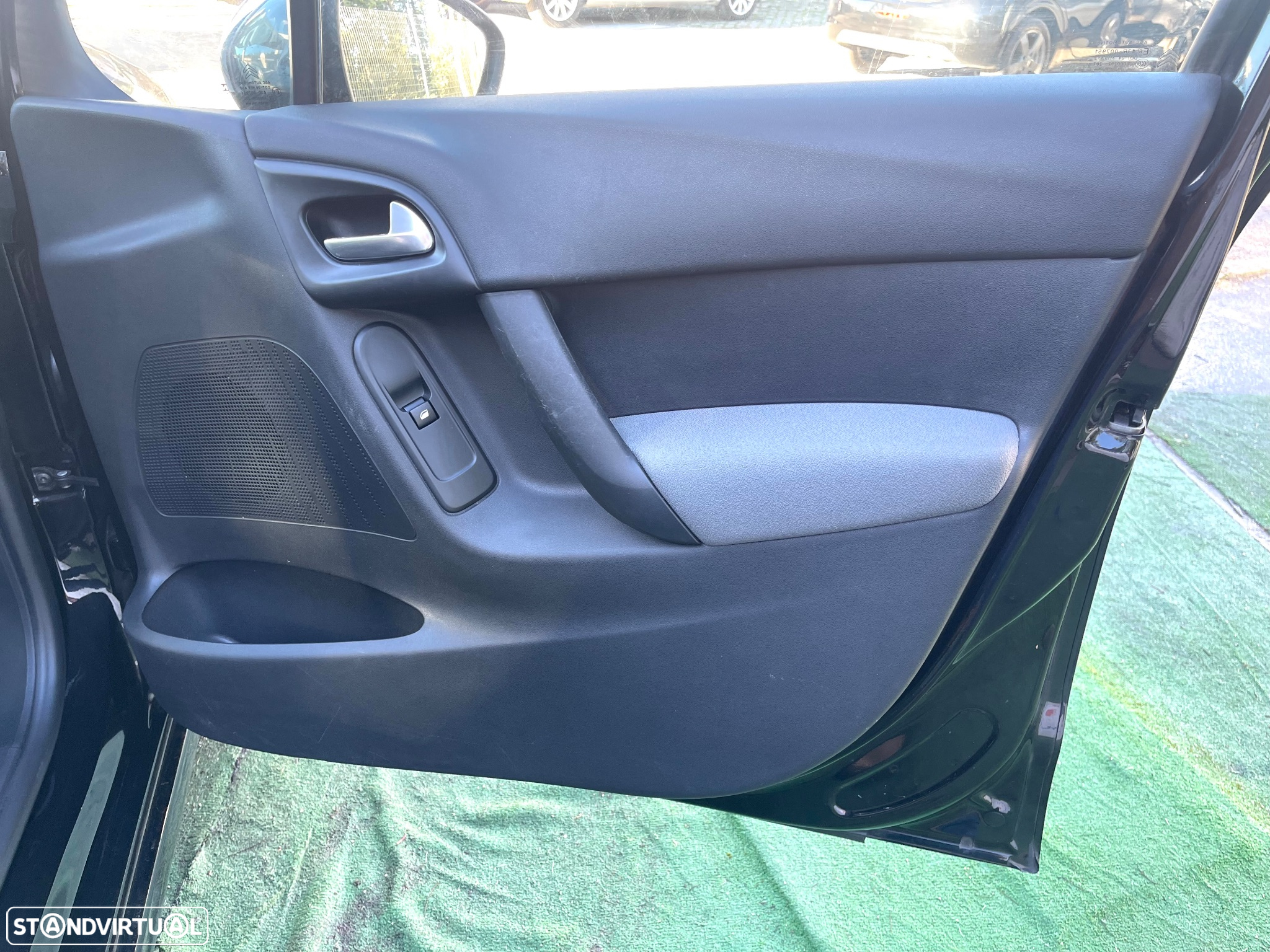 Citroën C3 1.0 VTi Attraction - 10