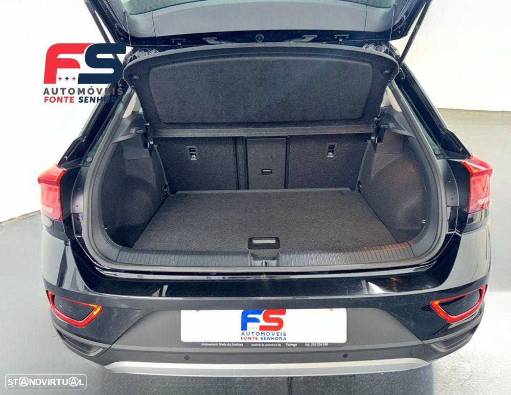 VW T-Roc 1.0 TSI Urban - 16