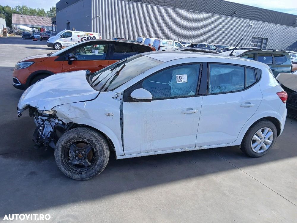 Dacia Sandero - 6