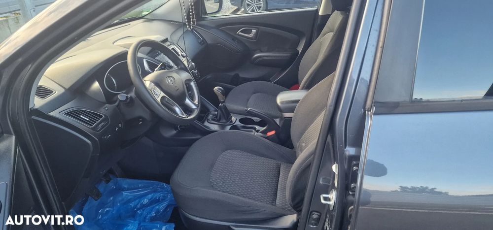 Hyundai ix35 2.0 MPI 2WD GL Classic - 3