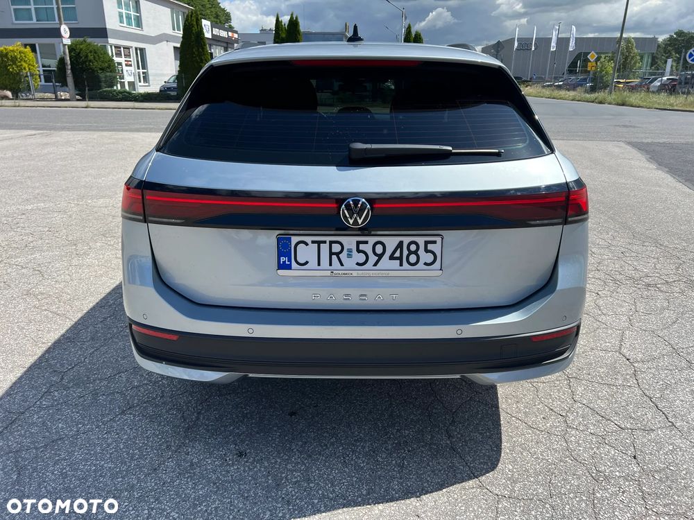 Volkswagen Passat - 6