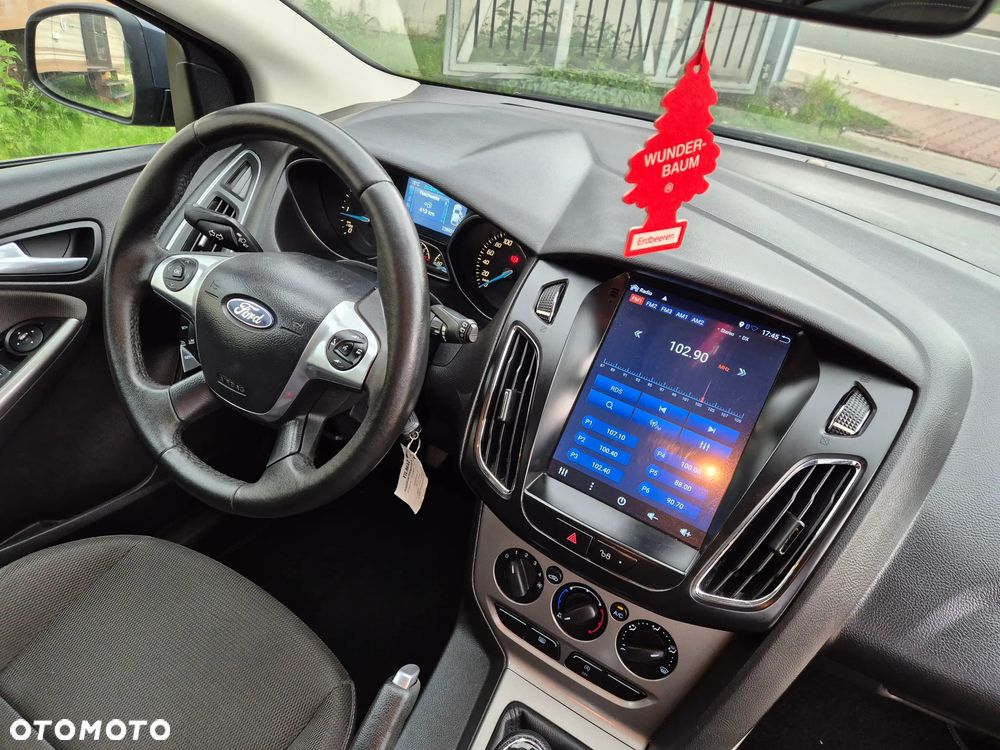 Ford Focus - 8