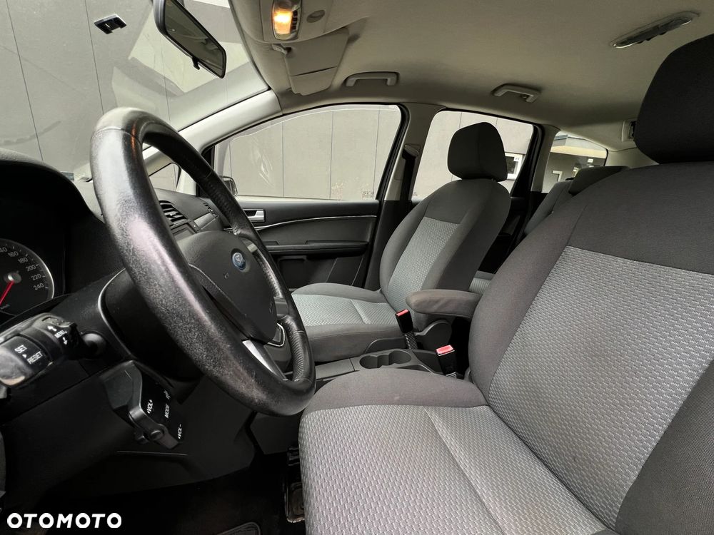 Ford Focus C-Max - 10