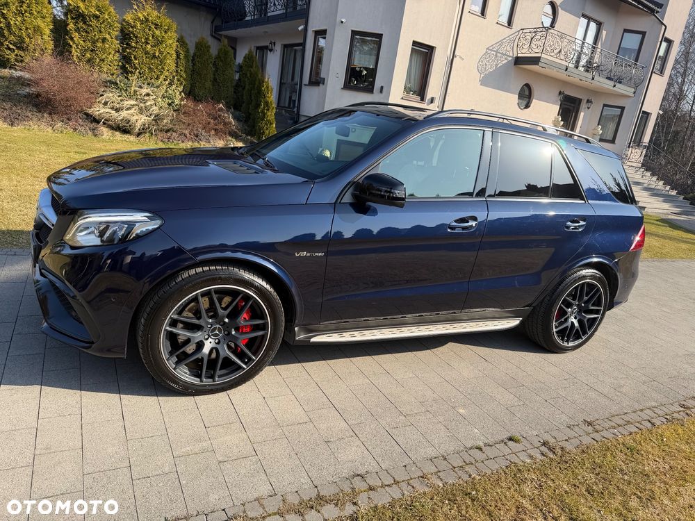 Mercedes-Benz GLE - 1