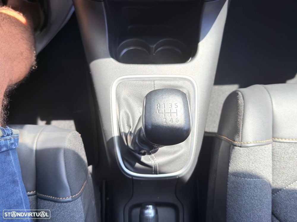 Citroën C3 Pure Tech S&S Shine - 12