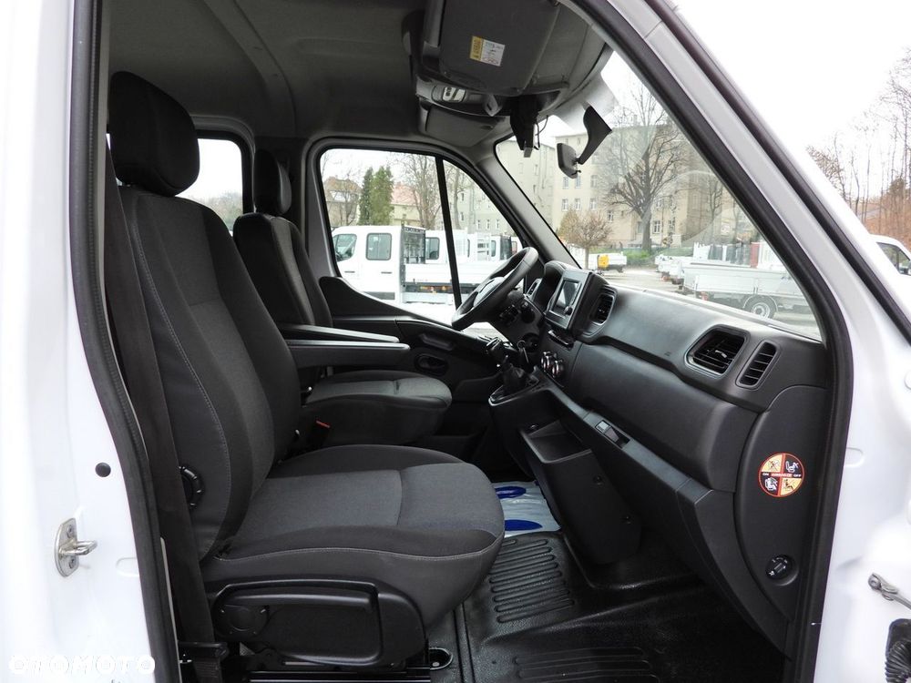 Renault MASTER SKRZYNIA PODWÓJNA KABINA DOKA 6 MIEJSC TEMPOMAT NAWIGACJA LEDY KLIMATYZACJA  150KM - 32