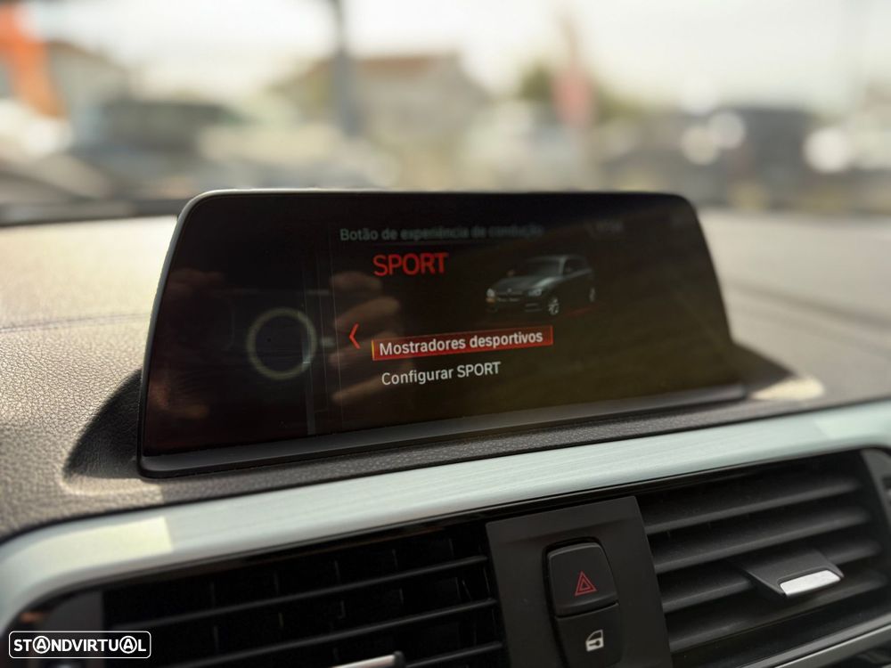 BMW 116 d Advantage Auto - 38