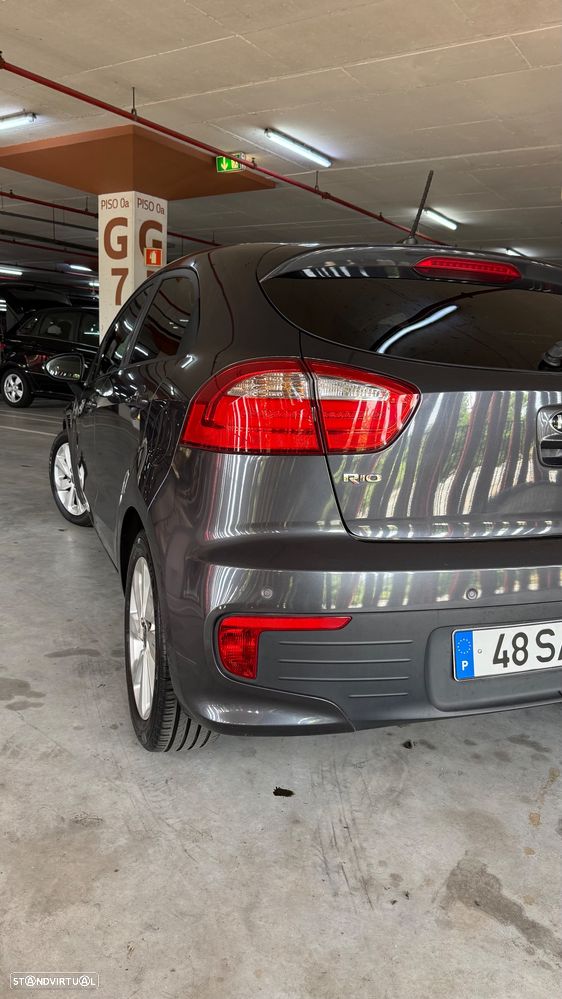 Kia Rio 1.2 CVVT Urban - 4