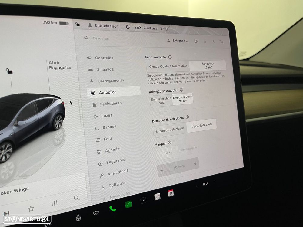 Tesla Model Y Long Range Dual Motor AWD - 31