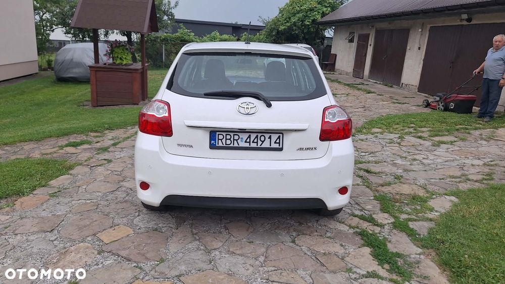 Toyota Auris - 6