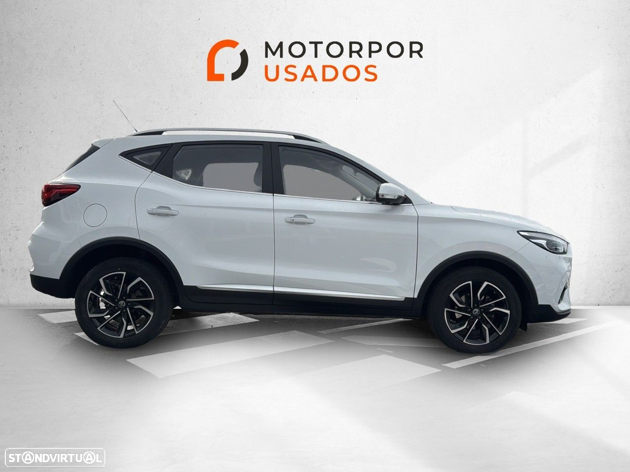 MG ZS - 4