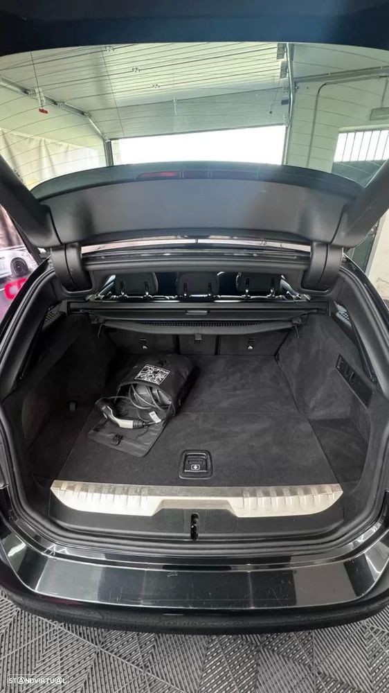 BMW 330 e Aut. Luxury Line - 13