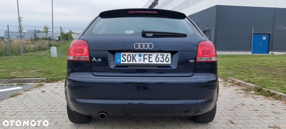 Audi A3 1.6 Ambiente - 10