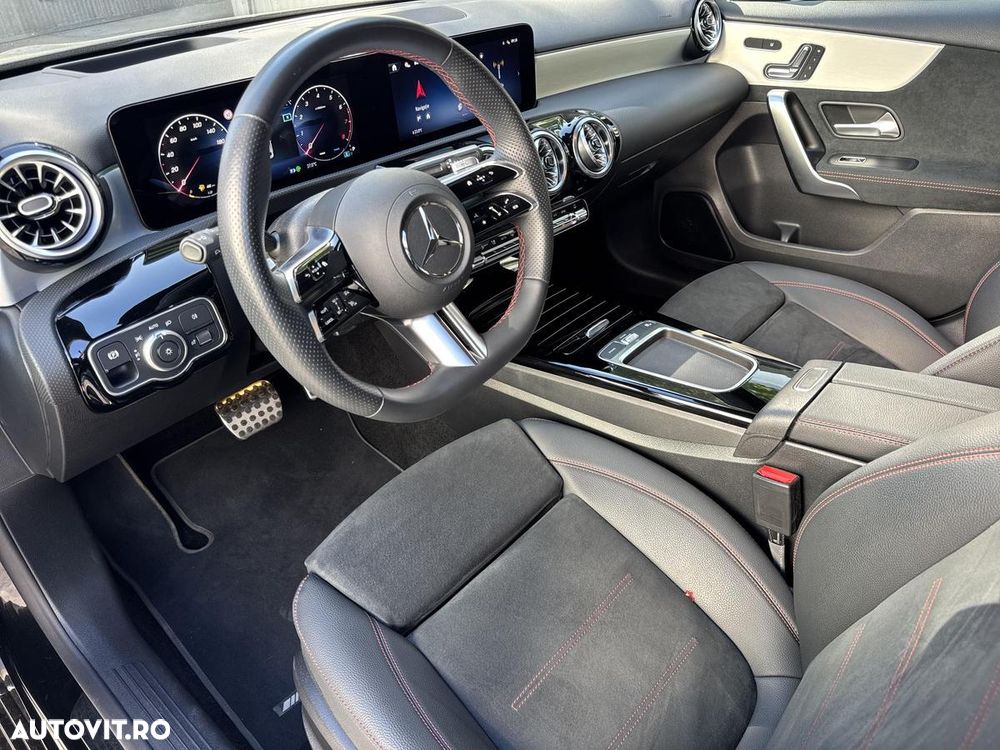 Mercedes-Benz A 200 Sedan 7G-DCT Lim. AMG Line Advanced Plus - 12