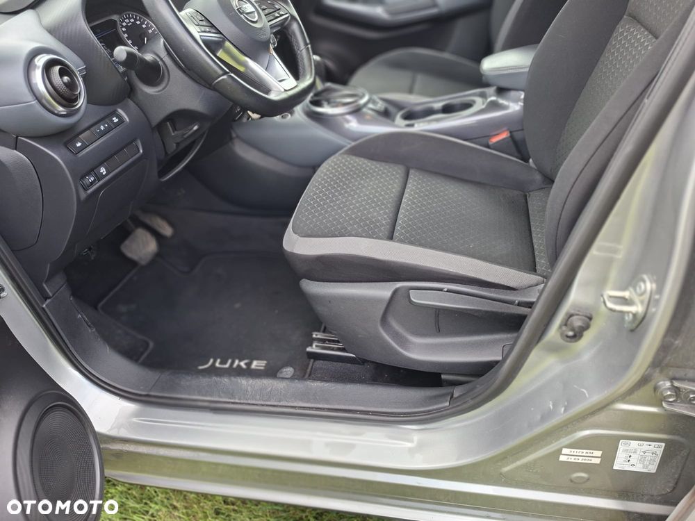Nissan Juke 1.0 DIG-T DCT Acenta - 10