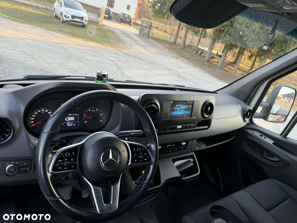 Mercedes-Benz Sprinter 516 - 8