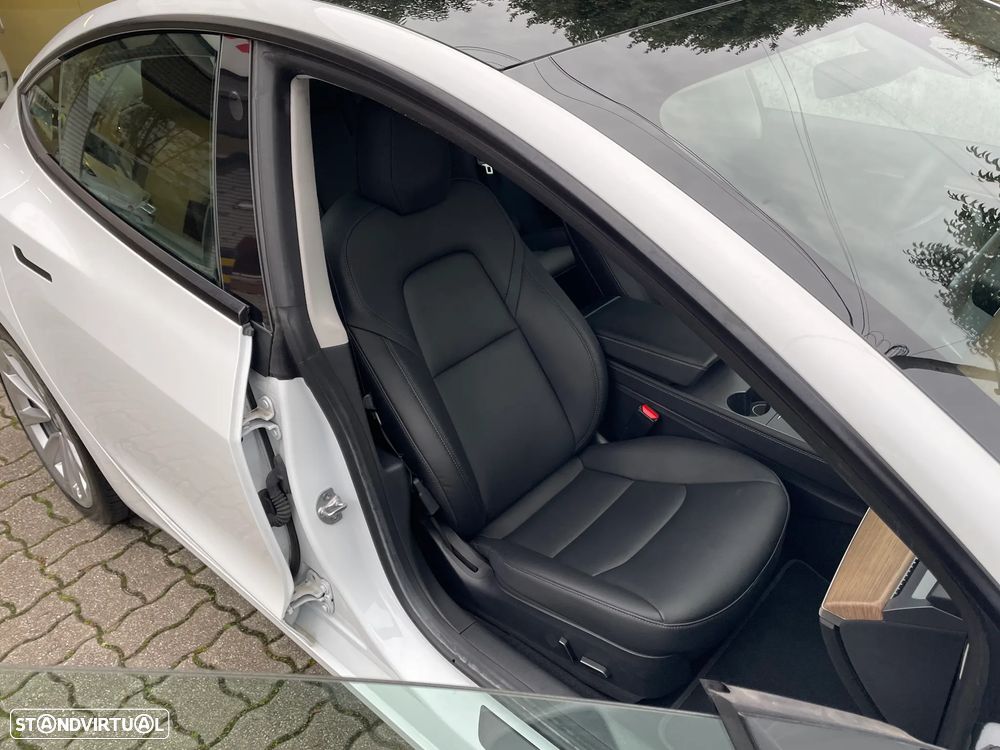 Tesla Model 3 RWD - 26
