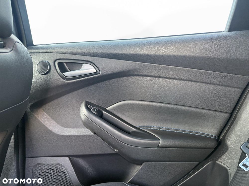 Ford Focus - 35