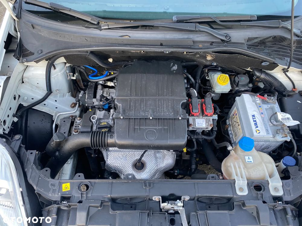 Fiat Grande Punto - 9