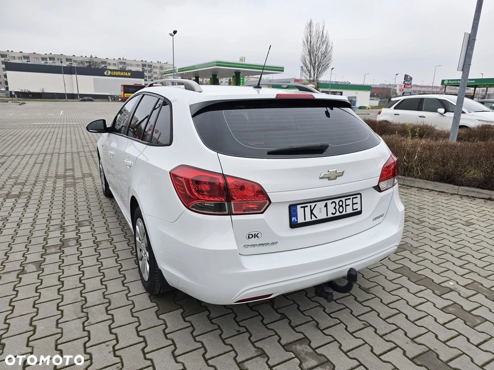 Chevrolet Cruze - 16