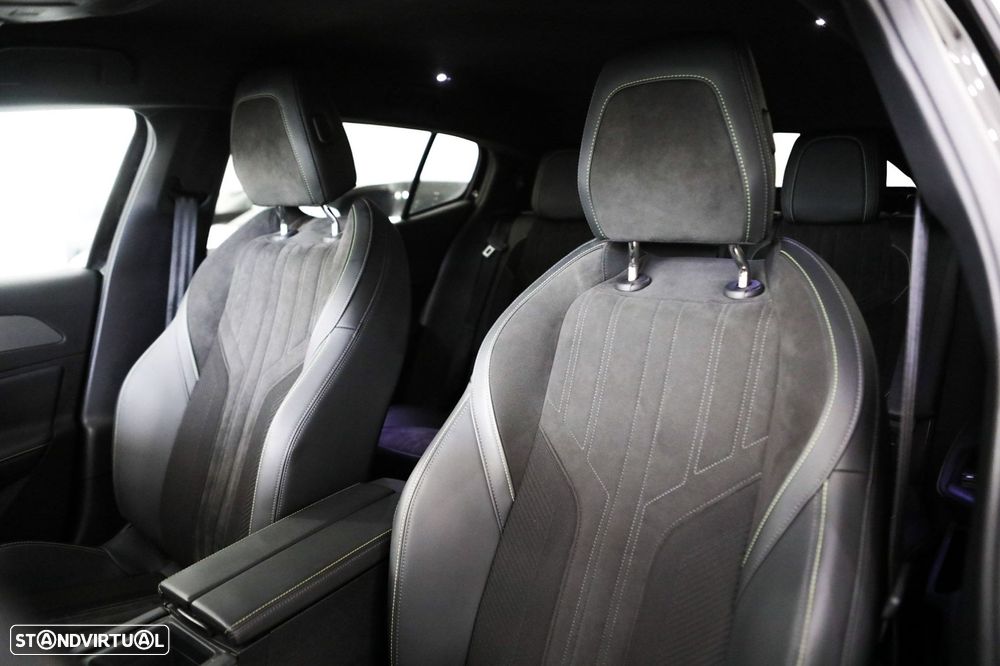 Peugeot 408 1.2 Hybrid GT e-DCS6 - 16