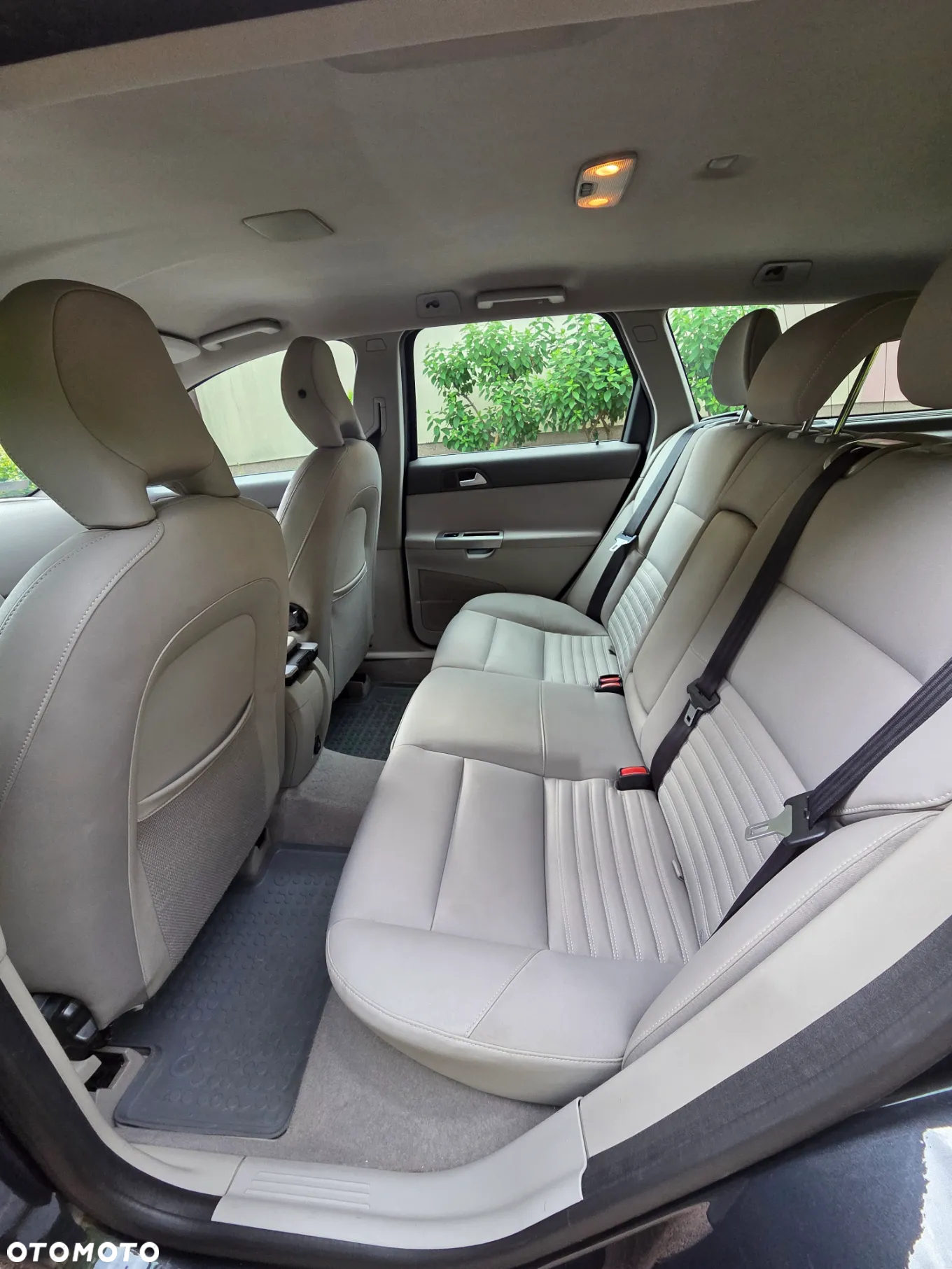 Volvo V50 2.0D Momentum - 5