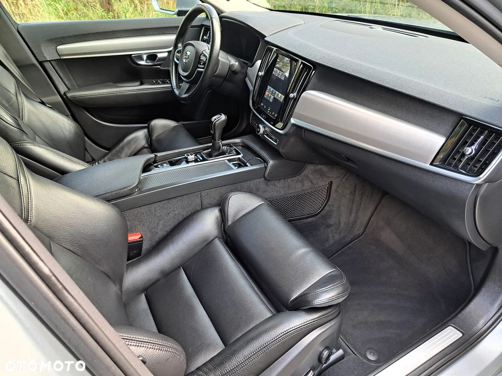 Volvo S90 D3 Momentum - 17