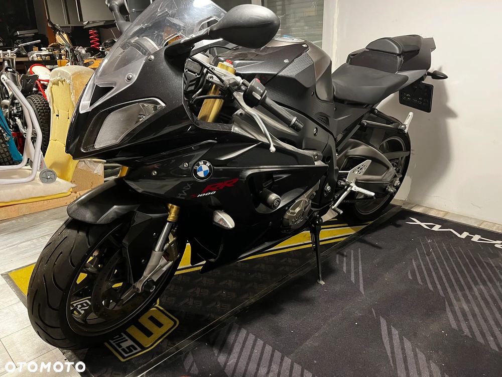 BMW S - 3