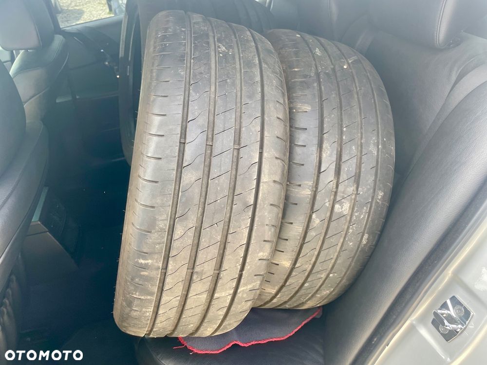 BMW Seria 5 525i - 31