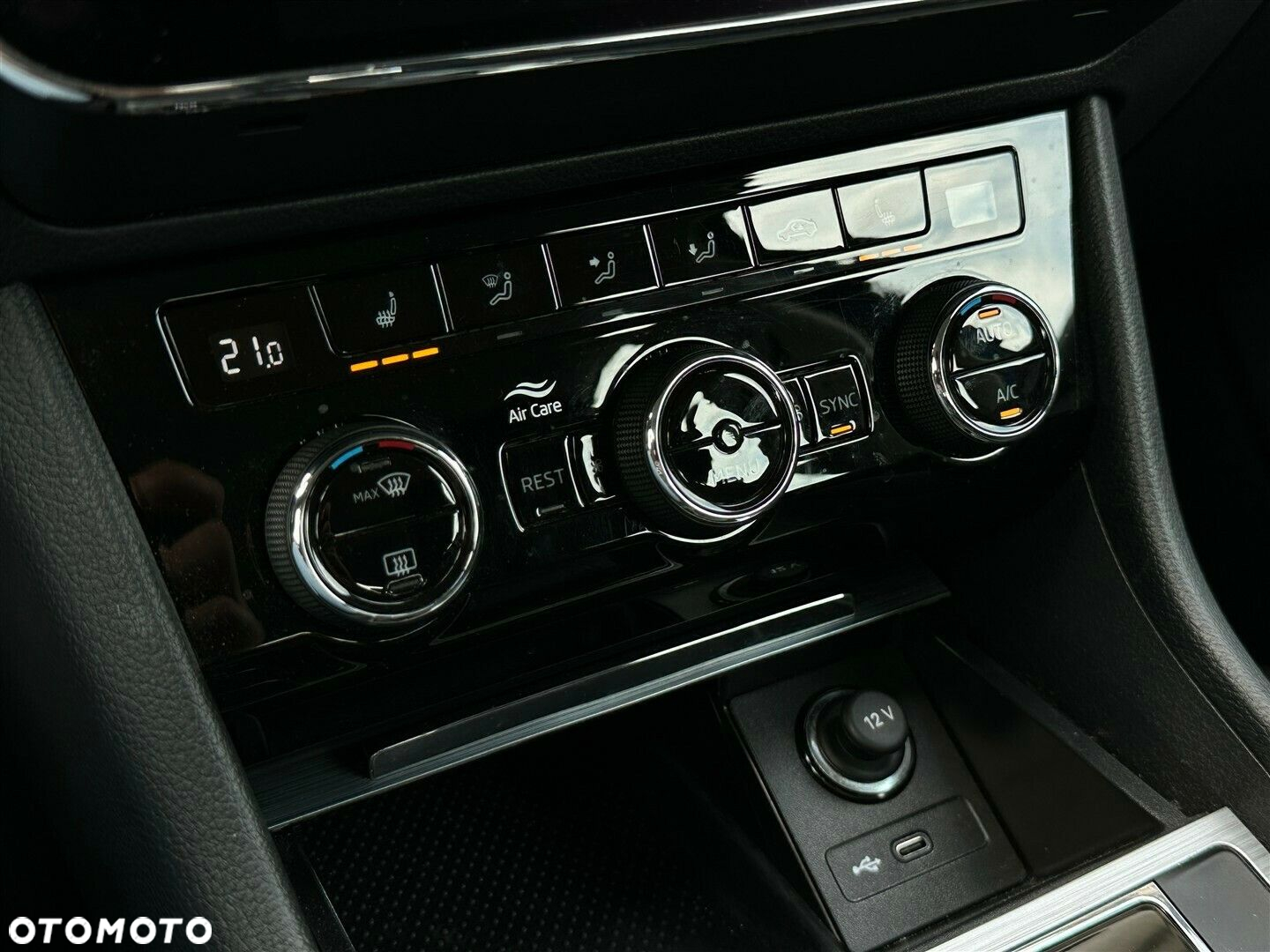 Skoda Superb - 21
