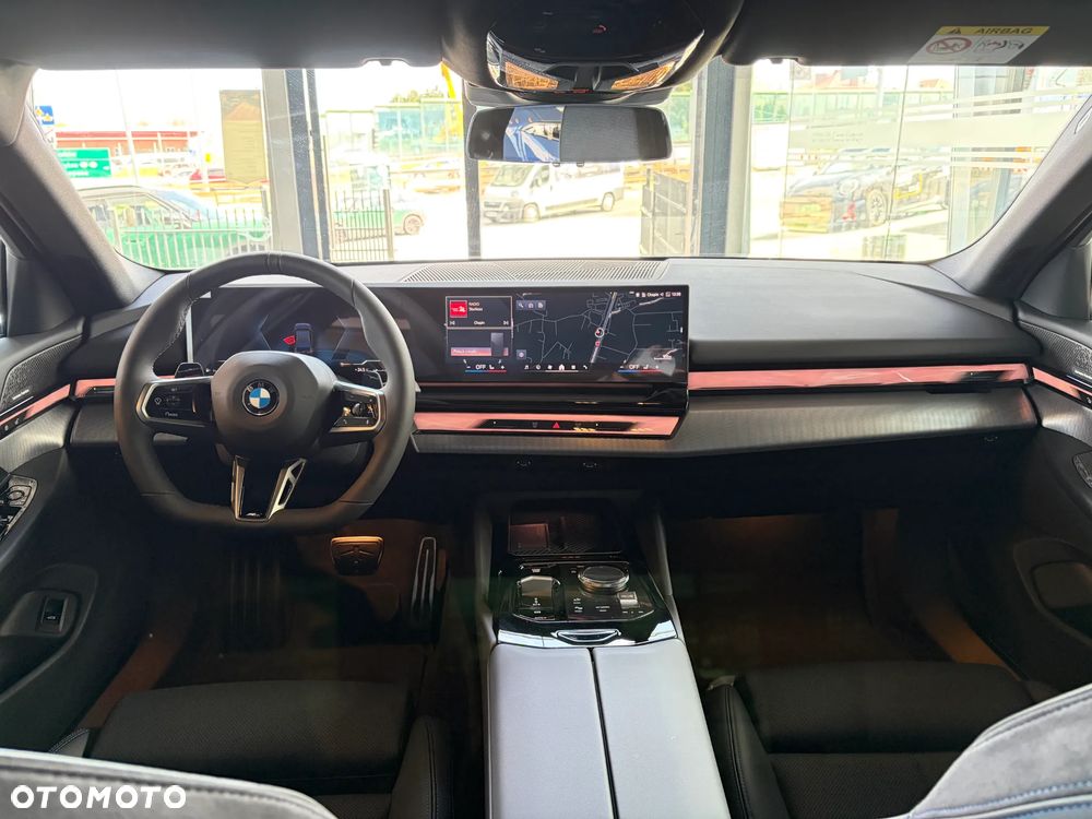 BMW Seria 5 520i mHEV M Sport - 19