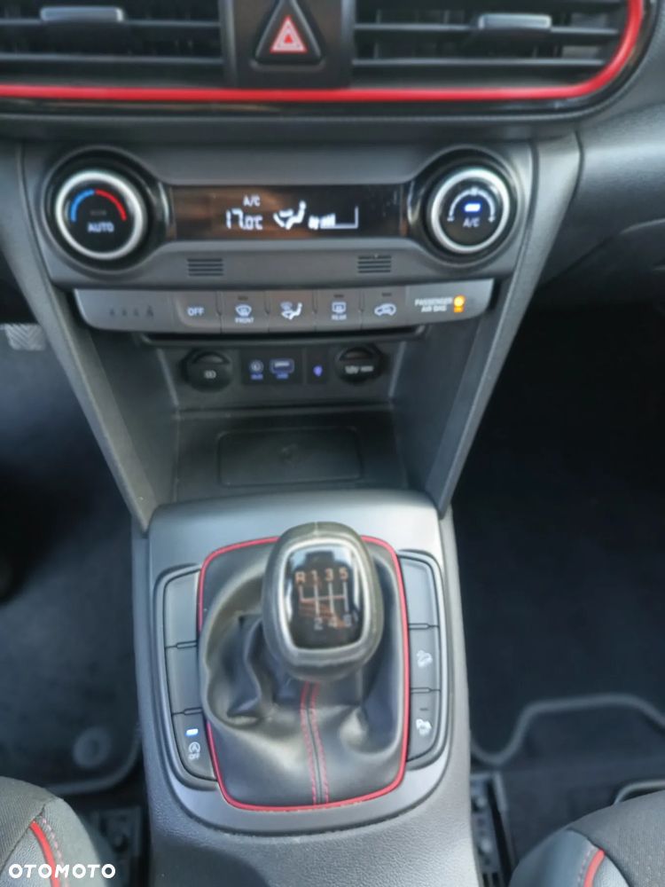 Hyundai Kona 1.6 CRDi Comfort - 28