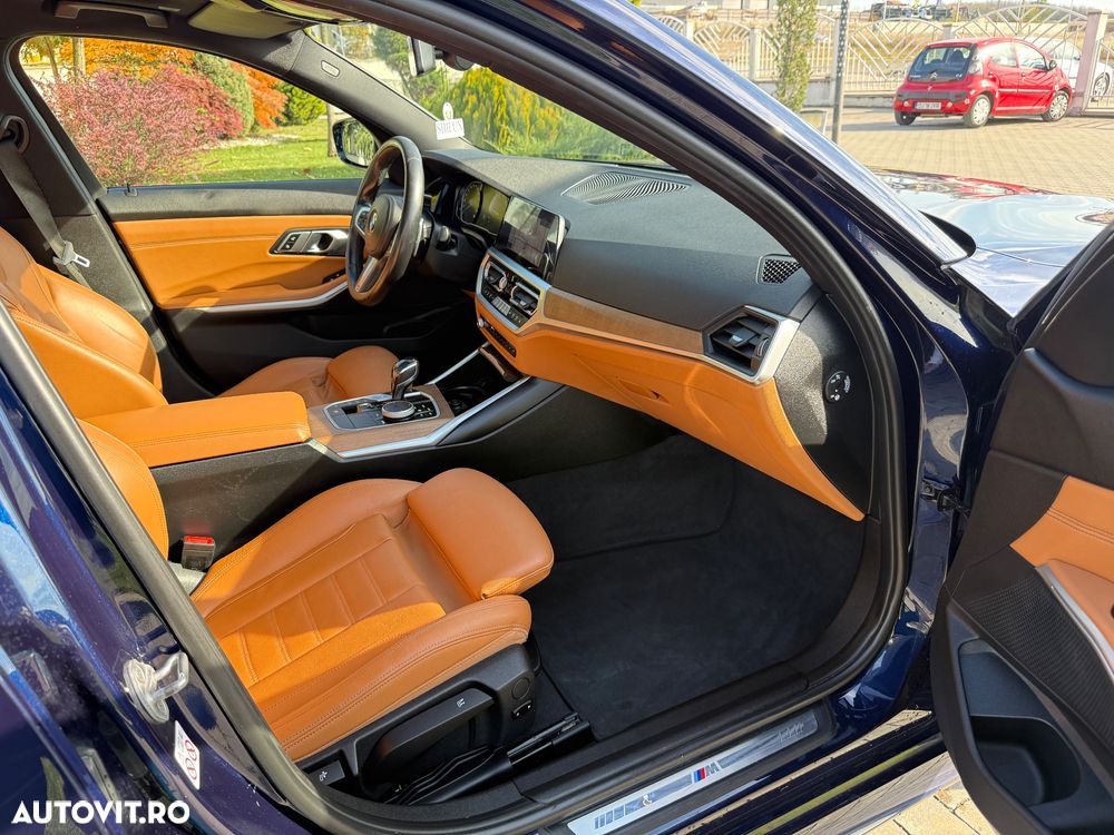 BMW Seria 3 330i AT - 14