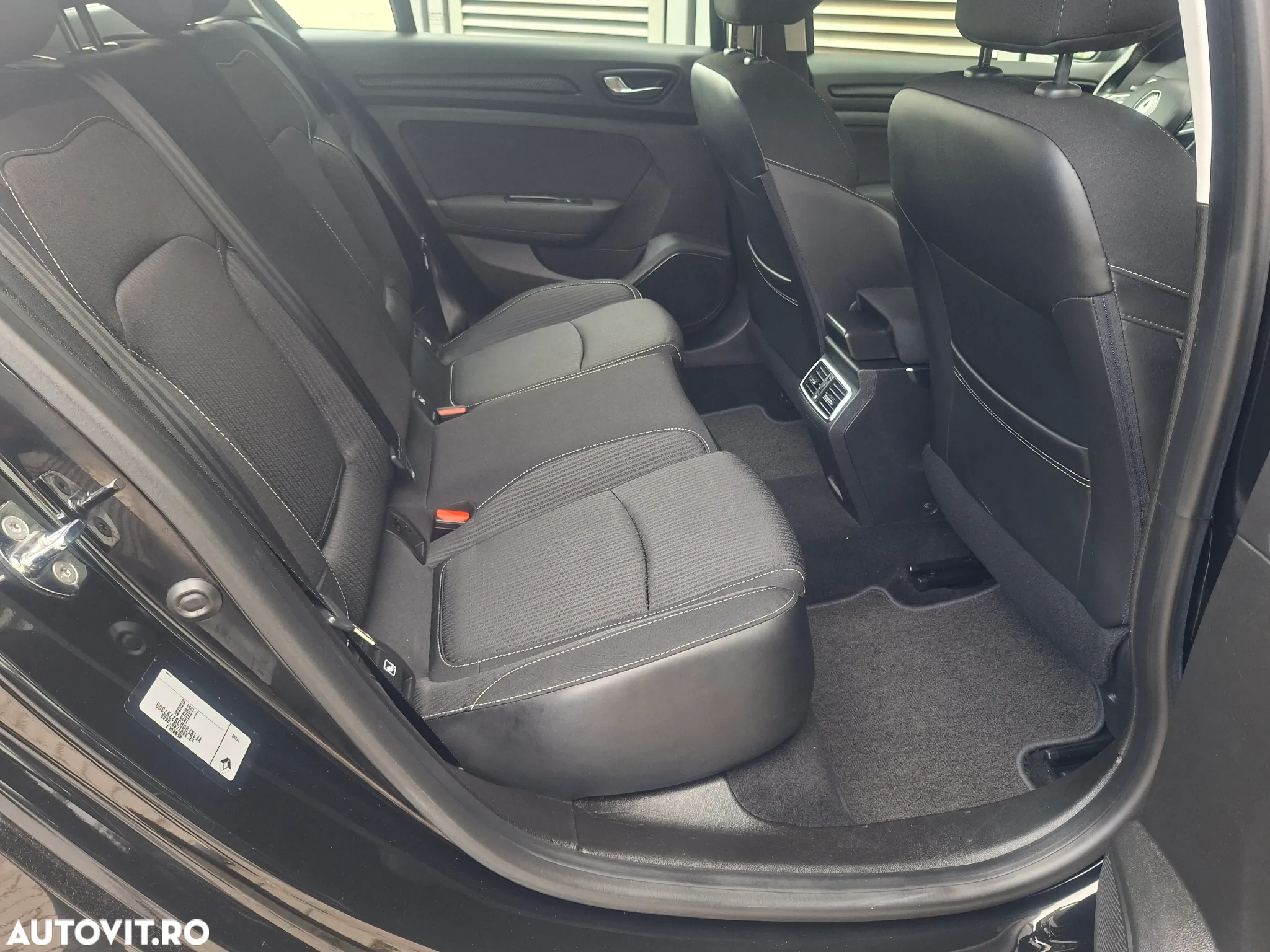 Renault Megane ENERGY dCi 110 ECO2 BUSINESS - 11