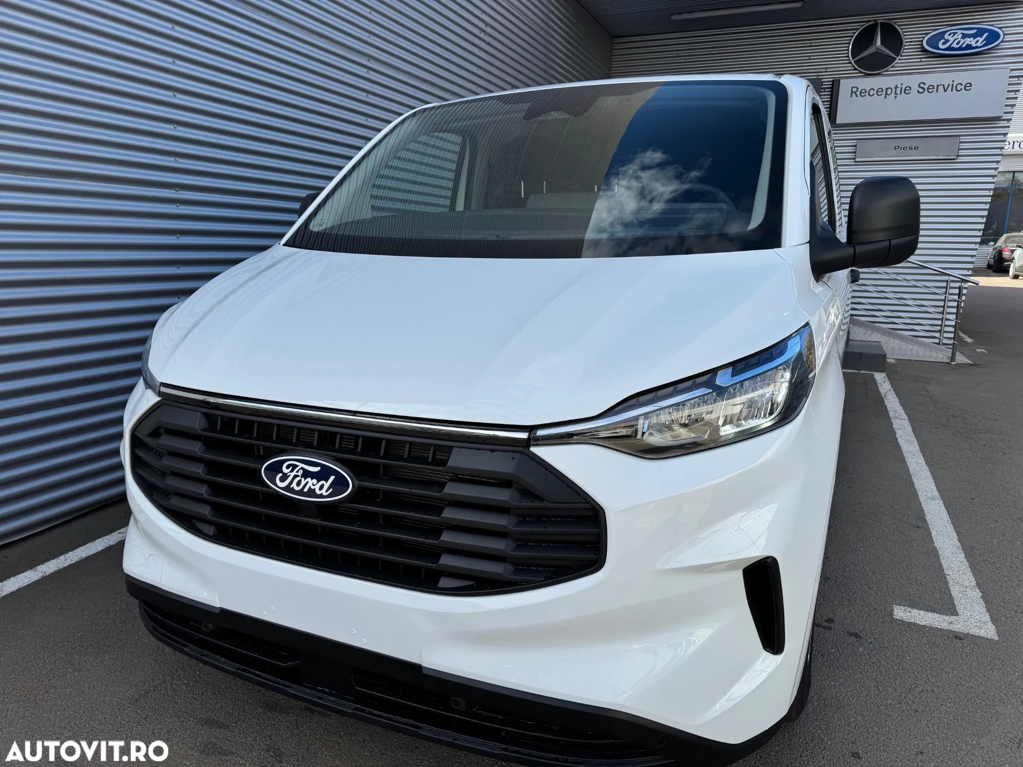 Ford Transit Custom - 11