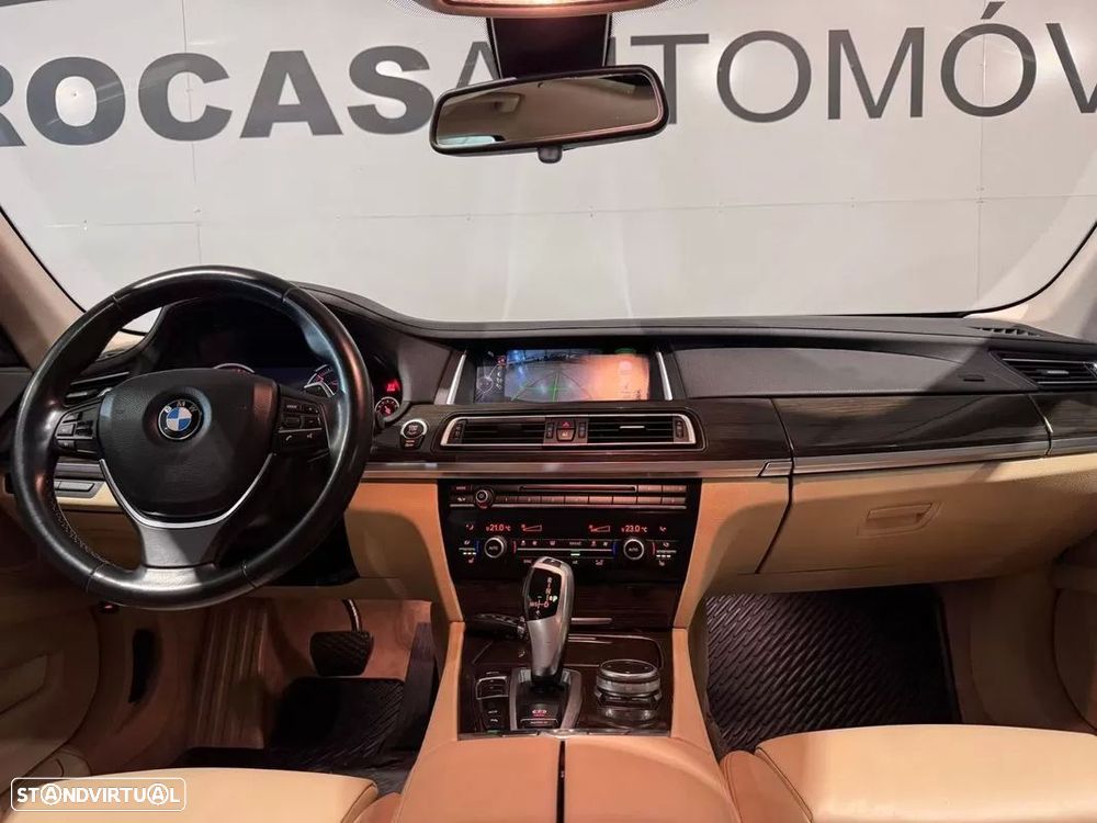 BMW 740 d — fotografia 26