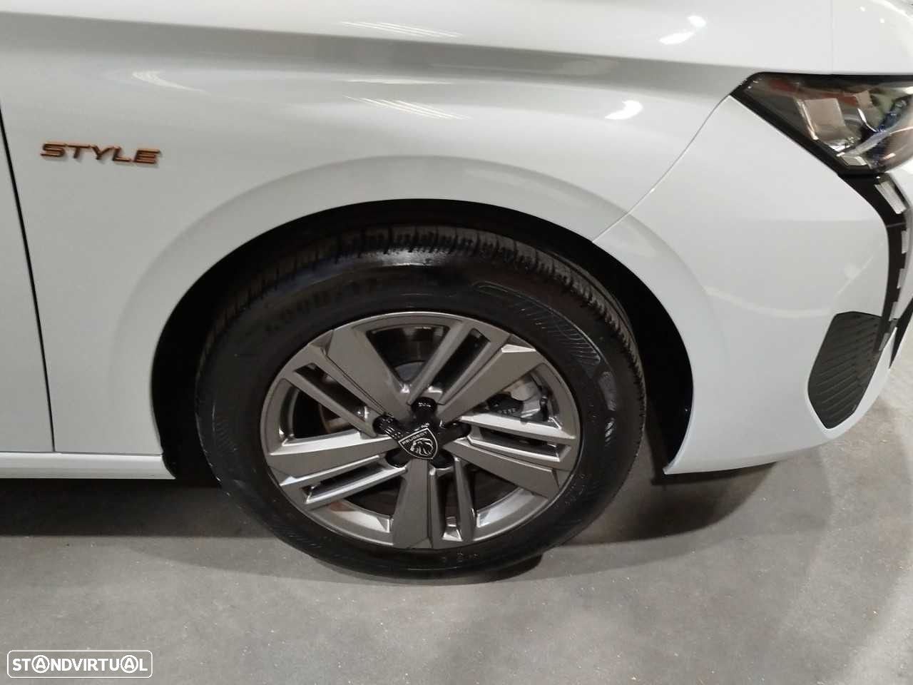 Peugeot 308 SW - 11