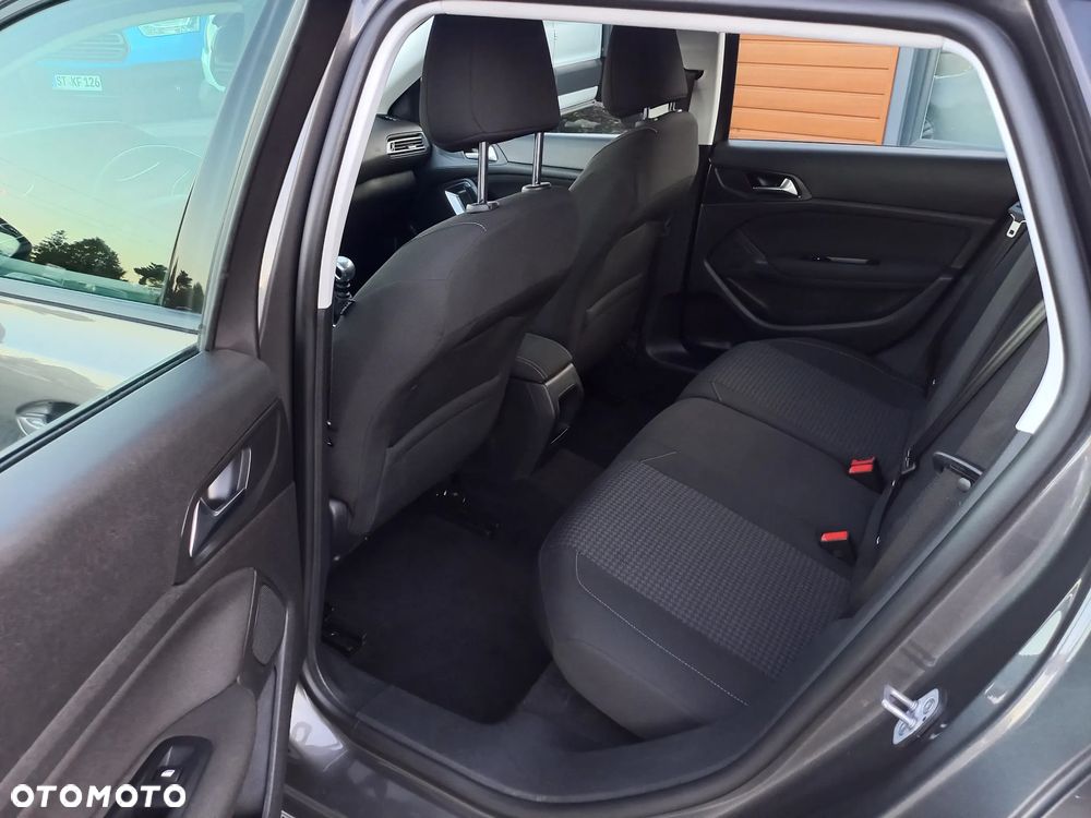 Peugeot 308 - 15