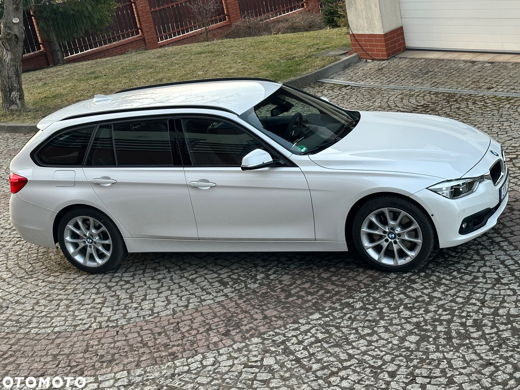 BMW Seria 3 335d Touring xDrive Luxury Line - 5