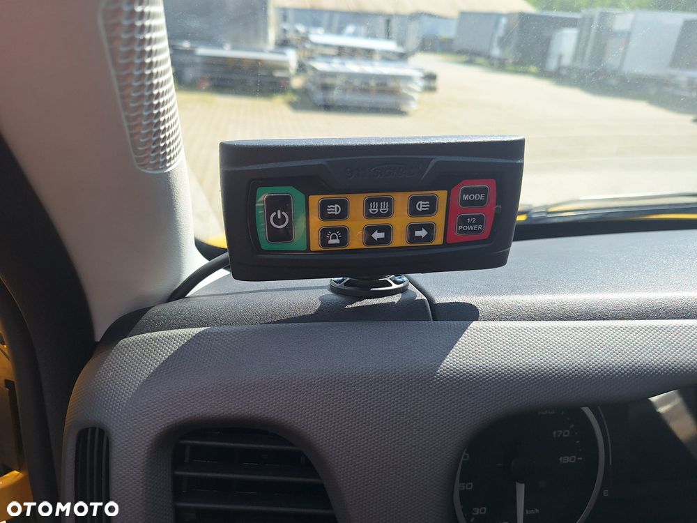 Iveco DAILY 35S21A8P - 34