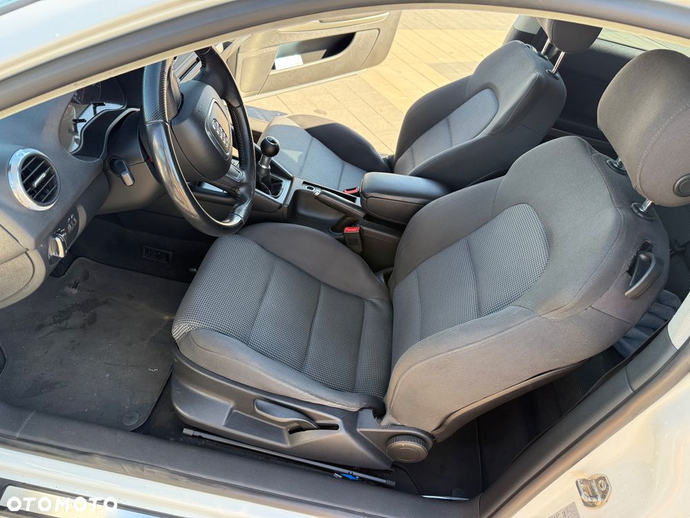 Audi A3 1.9 TDI Attraction - 8
