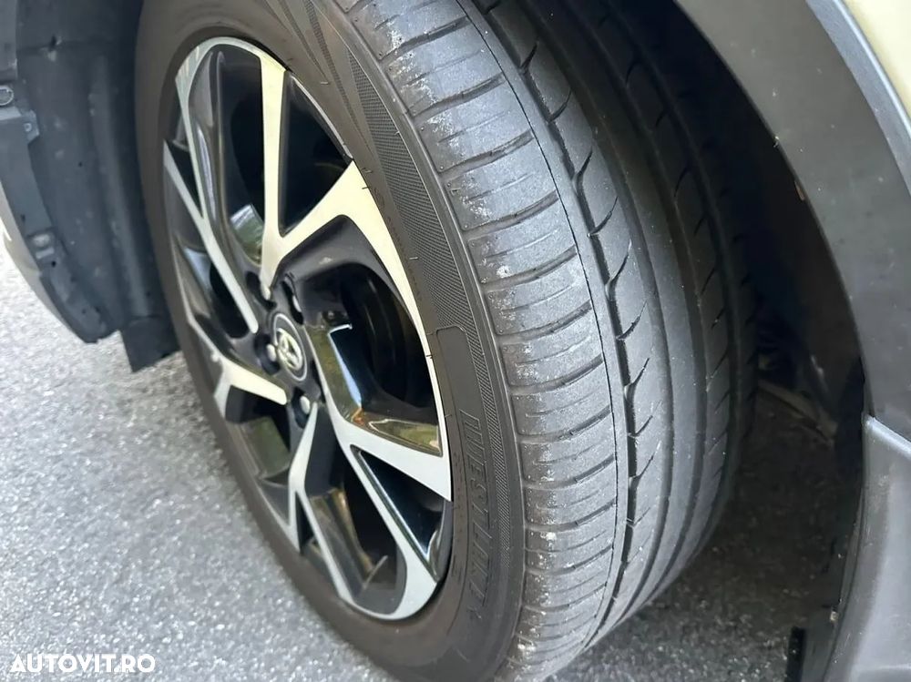 Toyota C-HR Style - 15