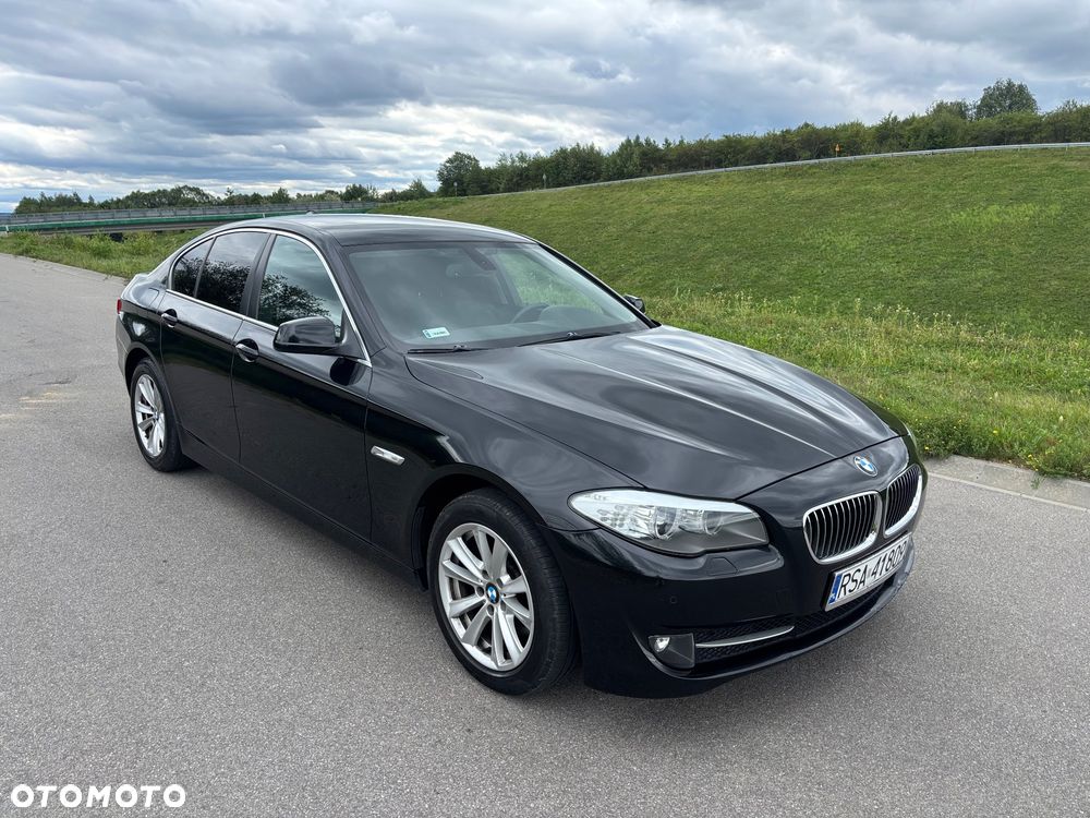 BMW Seria 5 520i - 2